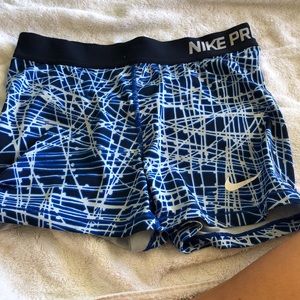Nike pro